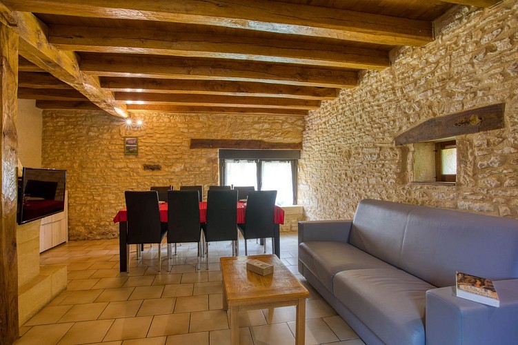 2-Dorine-salon-sejour