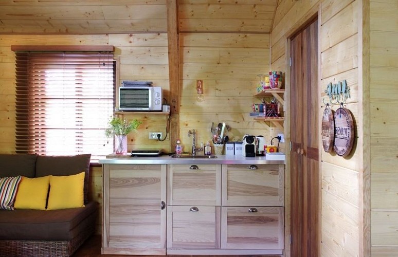 Cabane-le-rouge-gorge