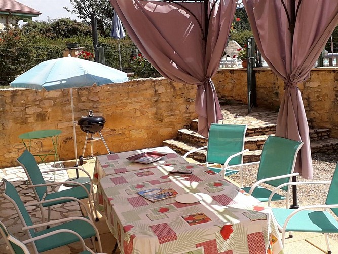 Maison Alexia avec piscine proche de Sarlat