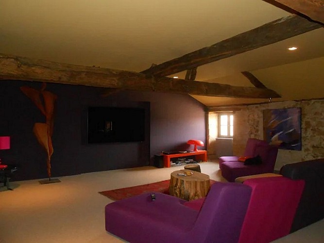 3eadcbf1-76d3-4e0d-a2f1-c75ecab3a4af