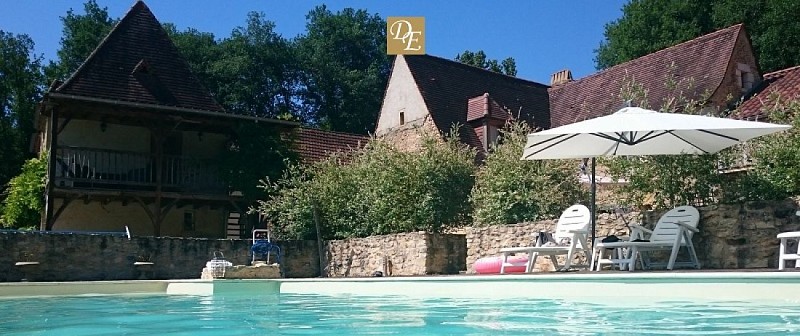 HLO_Les Eyzies_Domaine des Eymaries_gite plein sud_piscine_janvier 2023©domaine des eymaries