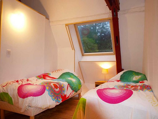 gite-peyzac-rossignol-chambre02