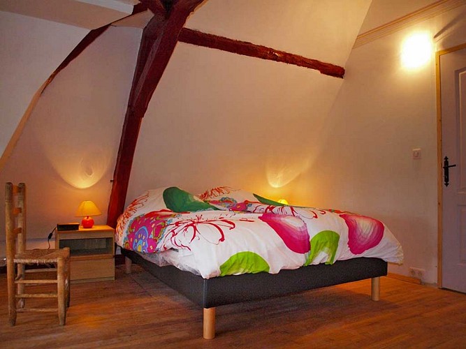 gite-peyzac-rossignol-chambre01