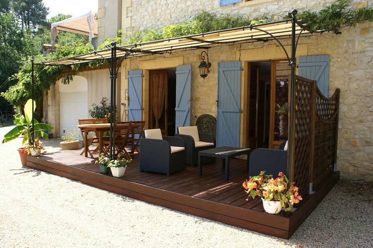 1 Gîte extérieur 4-les pics verts©le mas des geais