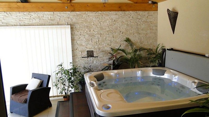 jacuzzi-le-mas-des-geais