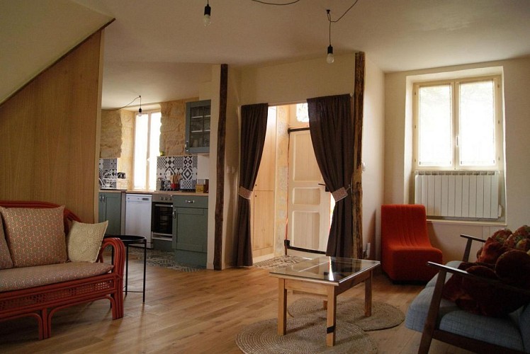 salon-vue-entree-cuisine-2