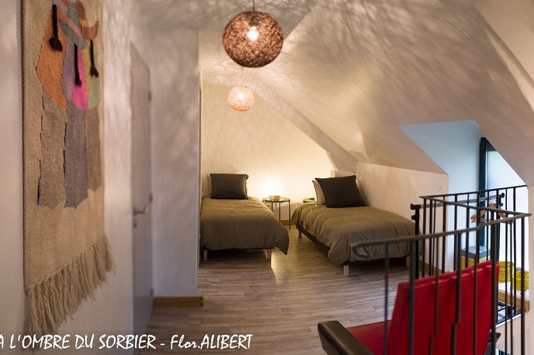 A L'ombre du Sorbier (6)