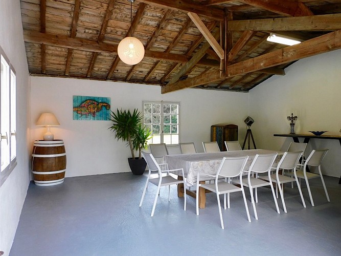 Salle à manger Piscine Poolhouse