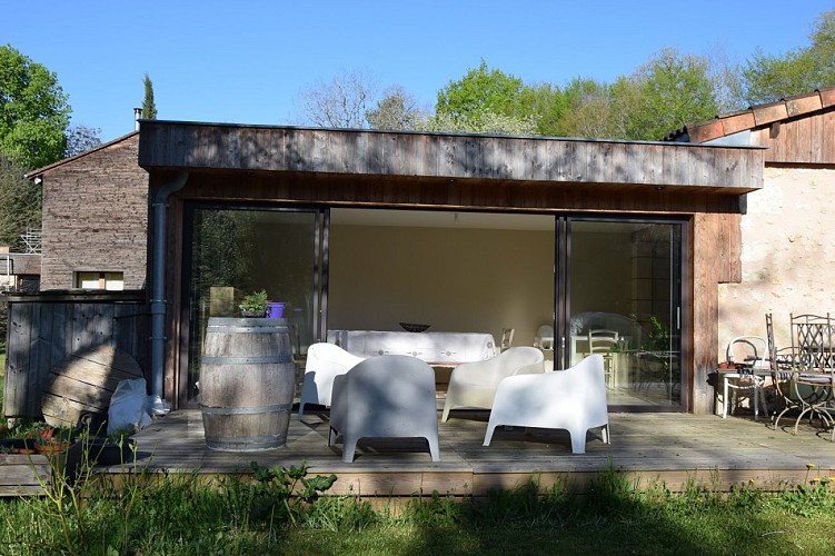 La-Longère-d-Asterius-terrasse