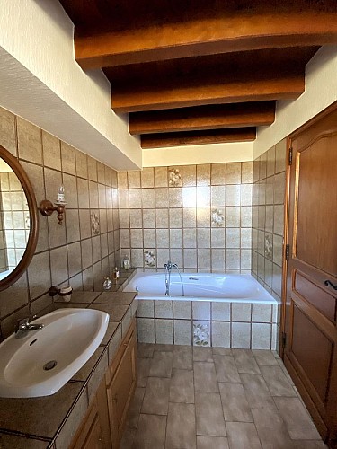 2a118e27-66cd-41e3-bb3f-f534b476b6fe