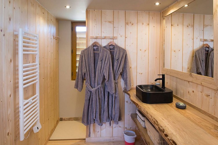 Cabane La Malfourat salle de bain