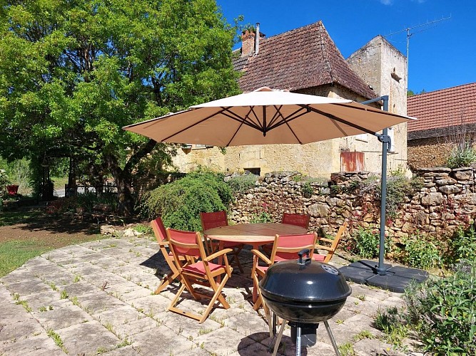 MAISON AUX PIERRES DOREES (1)