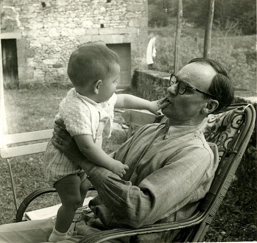 1958-La-Roque-avec-François