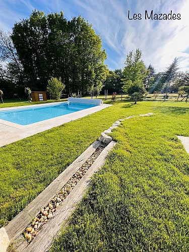 Les Mazades