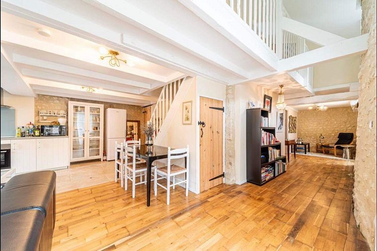 salle-a-manger-bibliotheque