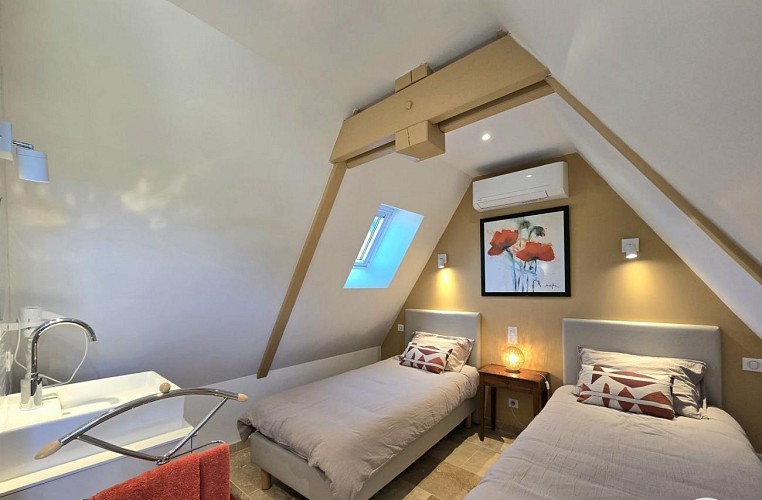 Saint Félix de Reilhac_Gîte du Pigeonnier_2 lits simples chambre 3_octobre 2024 6 2