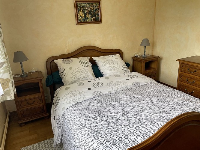 Gite-Gras-Echourgnac-chambre2(2)