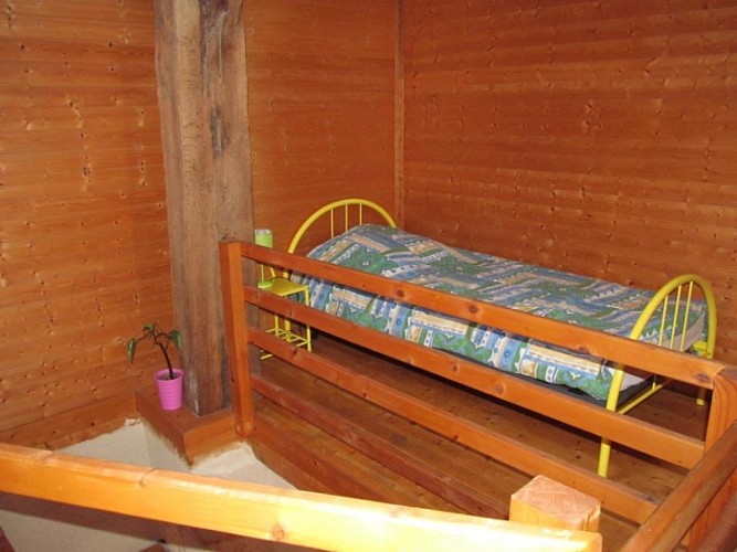 Chambre à coucher 4 pers PECHER