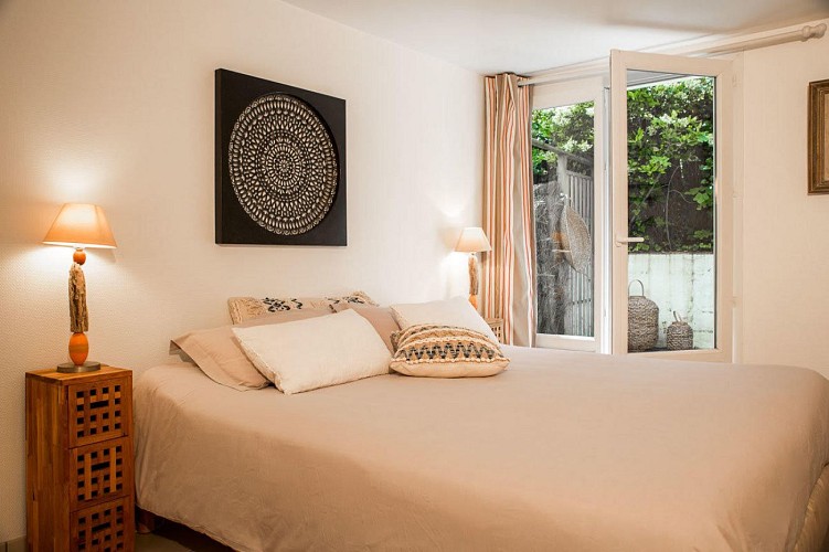 Meuble-Le-bungalow--02-