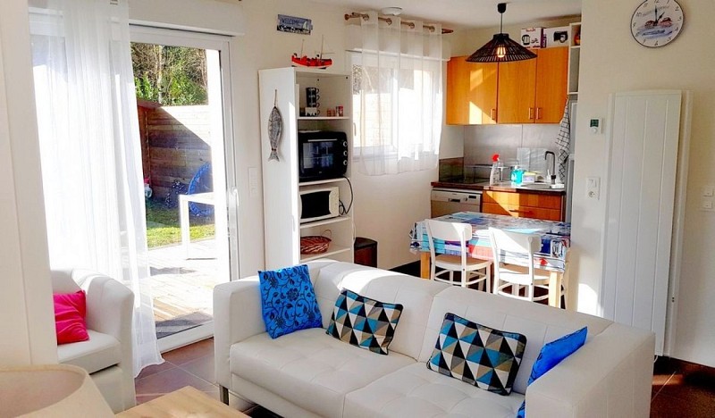 LMDV-03-Location-Maison-De-Vacances-Piscine-Naturellement-Bassin-Meuble-Tourisme-3-Etoiles