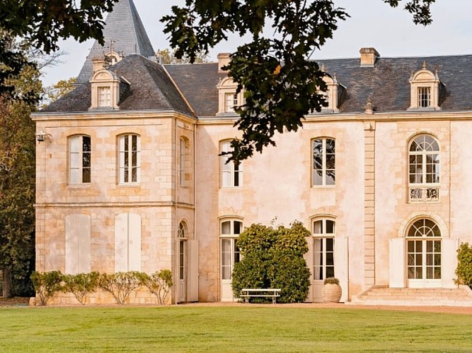chateau-exupery-reignac1