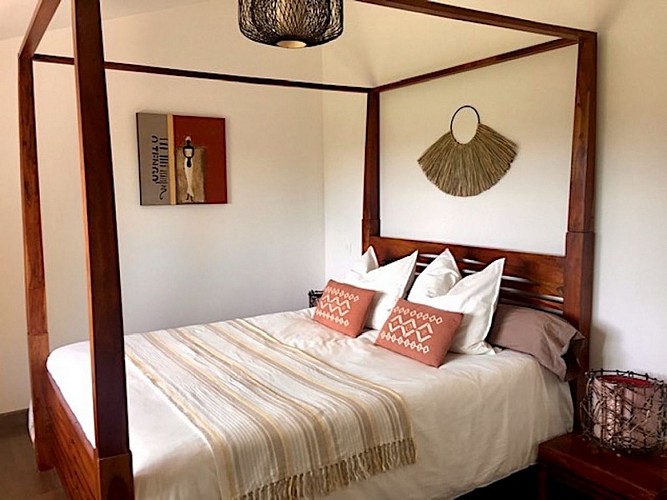 Domaine-de-la-Ronce-chambre©Sylvain Bedel