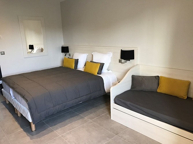 LES STUDIOS DU CENTRE 7