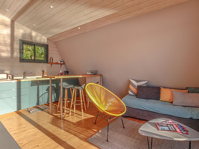 Maison flottante salon 