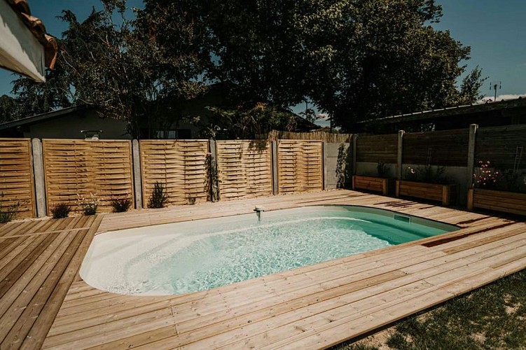 extérieur piscine [800x600]