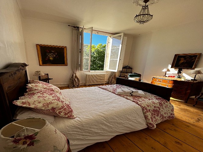 ©Chateau Chenu-Lamont-gîtes-Bourg (3)