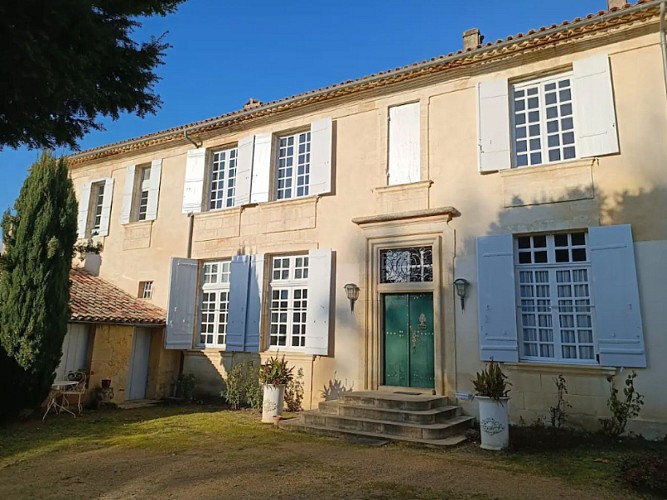 ©L'Esconge-gîte-Bourg-ext