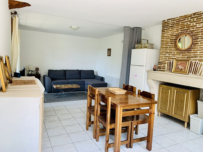 Hébergement-Mauriac-Gironde-La-Petite-Toscane-Saint-Emilion-4-couchages-16 (1)