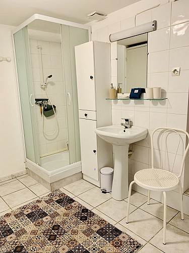 Hébergement-Mauriac-Gironde-La-Petite-Toscane-Saint-Emilion-4-couchages-16 (6)