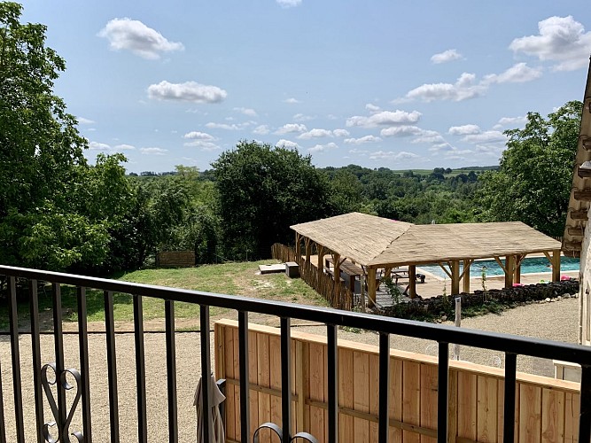 Hébergement-Mauriac-Gironde-La-Petite-Toscane-Saint-Emilion-6-couchages-22 (8)