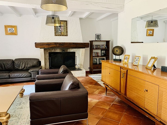 Hébergement-Mauriac-Gironde-La-Petite-Toscane-Saint-Emilion-10-couchages- 8 (1) - Copie - Copie