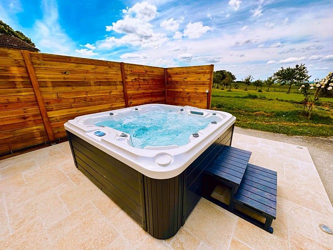 Domaine du bédat - jacuzzi