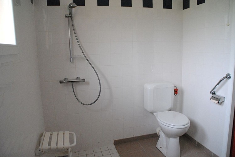 Vieux Port Chalosse - salle d'eau