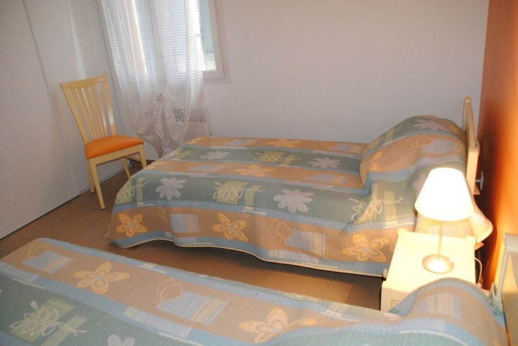 Vieux Port Maremne - chambre 2lits 1pers (2)