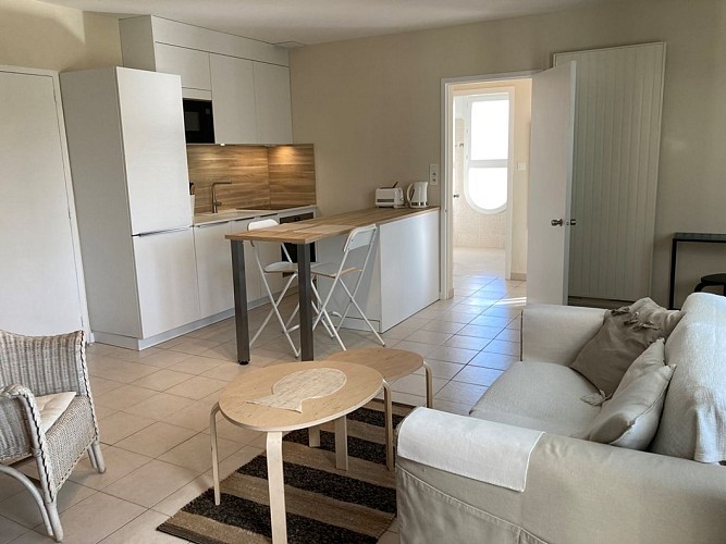 5 Moresmau - séjour cuisine