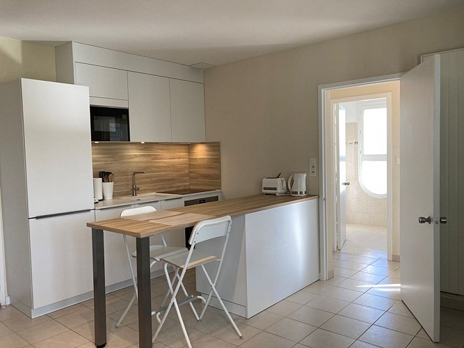 6 Moresmau - cuisine ouverte