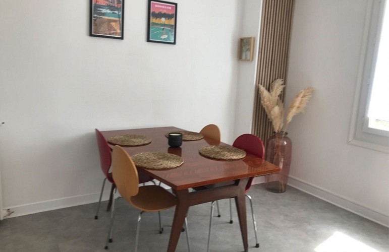 Loueurs_Heurtault-Peyrou_coin repas