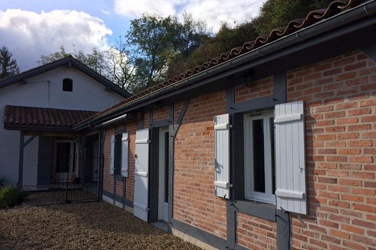 Petite maison au coeur du village entièrement renovée