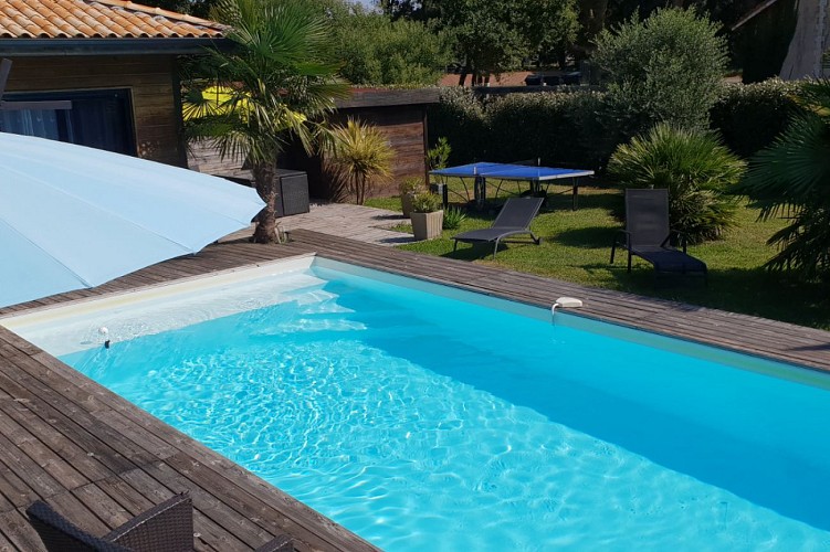 Villa avec piscine chauffée à 2km des plages
