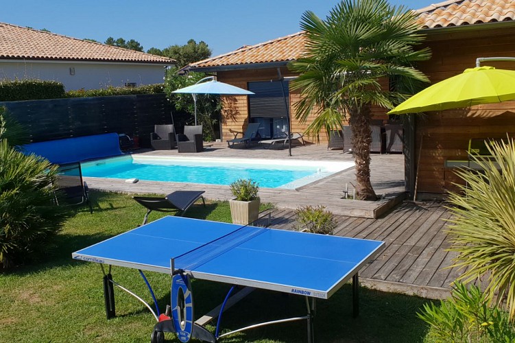 Villa avec piscine chauffée à 2km des plages