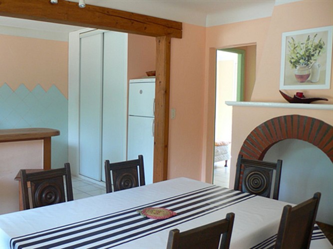 zuk mer 4 salle a manger