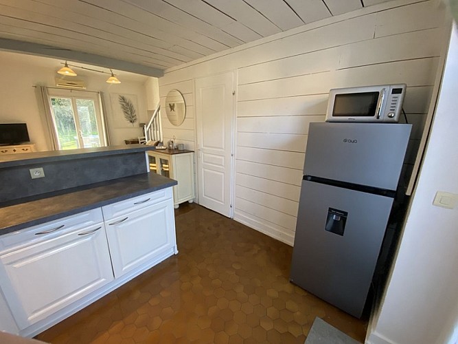 Cuisine accès pièces d eau Appartement 7