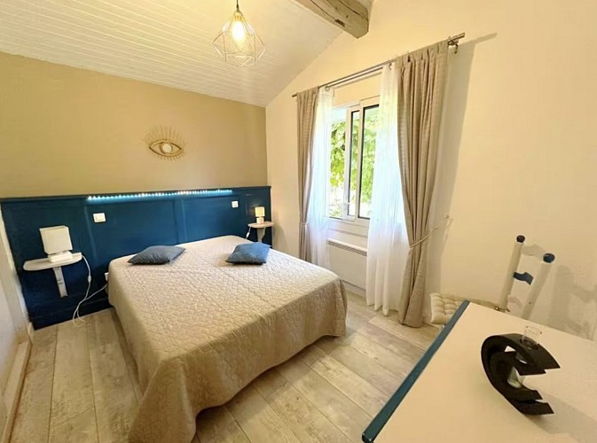 Chambre 2 L'étape - St Germain - St geours Auribat