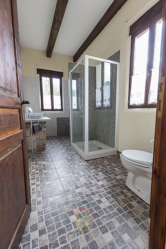 2025 - ESCA - Gîte Lamourette - Salle de bain - ©Gîte de France (11)