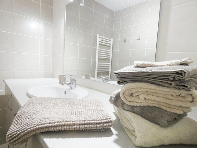 Dutouya - salle d'eau