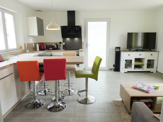 Coin repas de La maison des marguerites gîte 10797 à Saint Michel Escalus